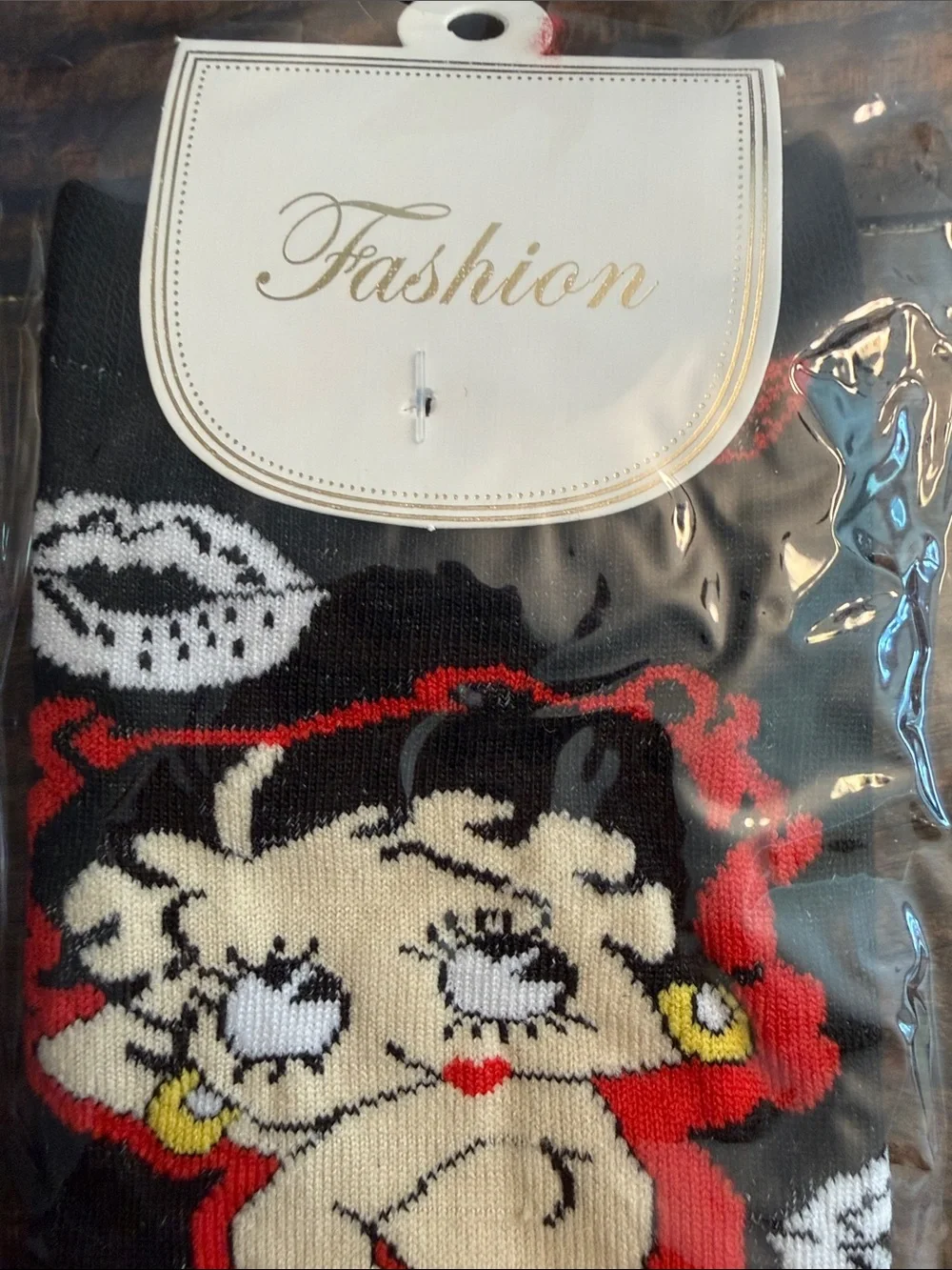 Fashion ‘Betty Boop’ Black & Red Women’s Ankle Socks w/Lips Detail (OS)